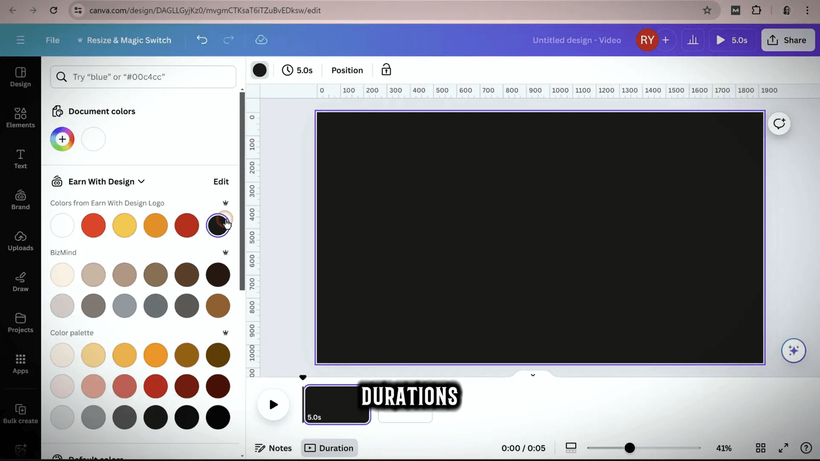 Setting background color in Canva